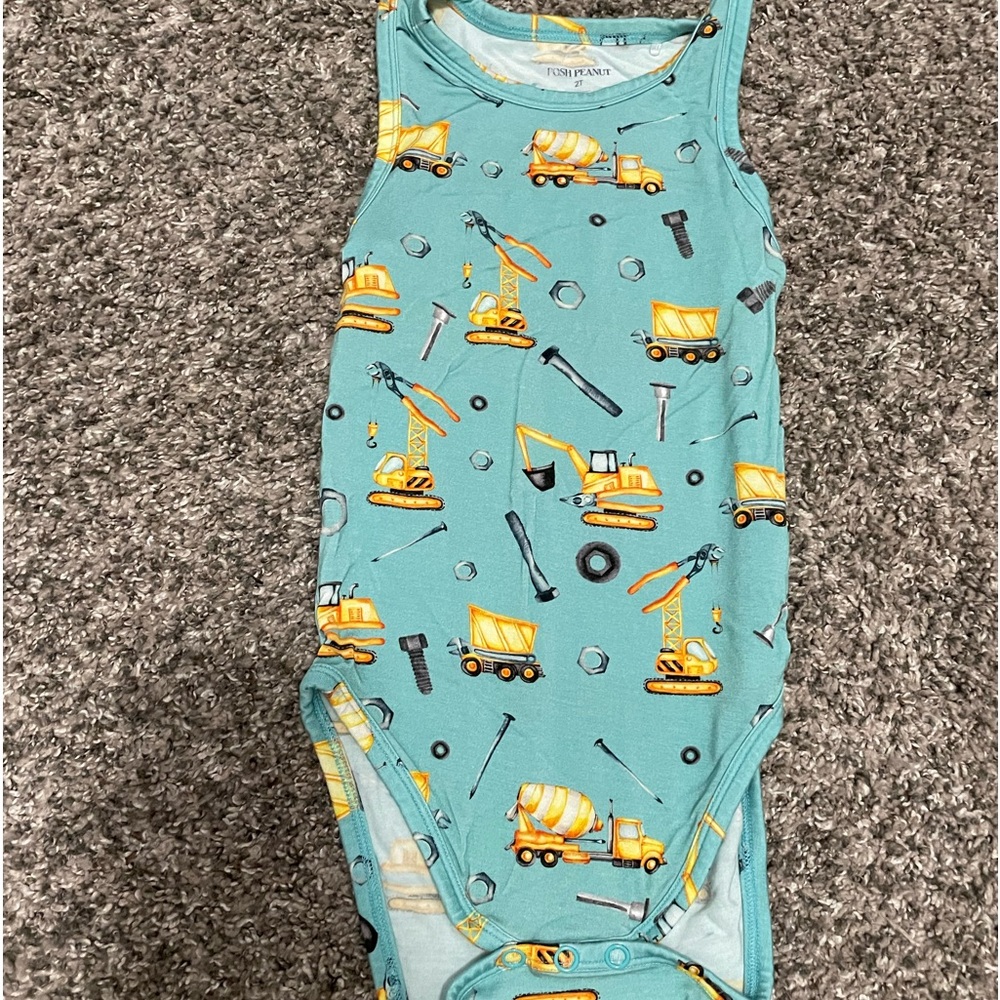 Posh peanut bodysuit